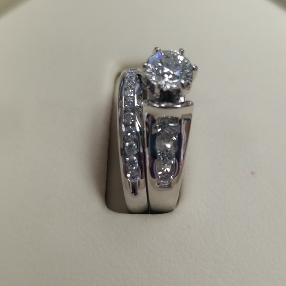 Diamond ring - Picture 3 of 6